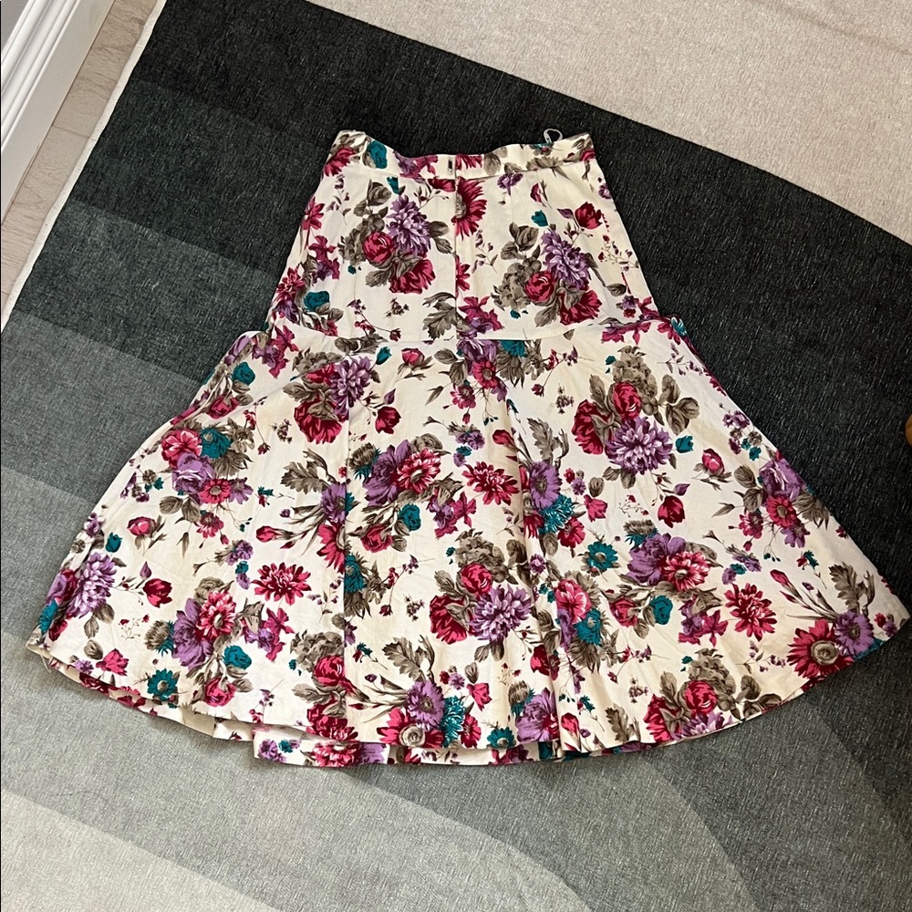 Japanese Made Floral A-Line Skirt in Cream and Pink